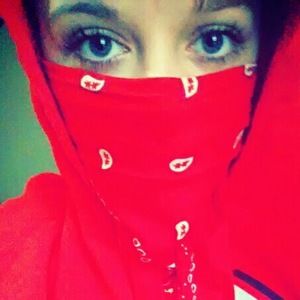 Meet your Posher, Marissa